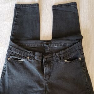 Forever 21 Skinny Jeans in black